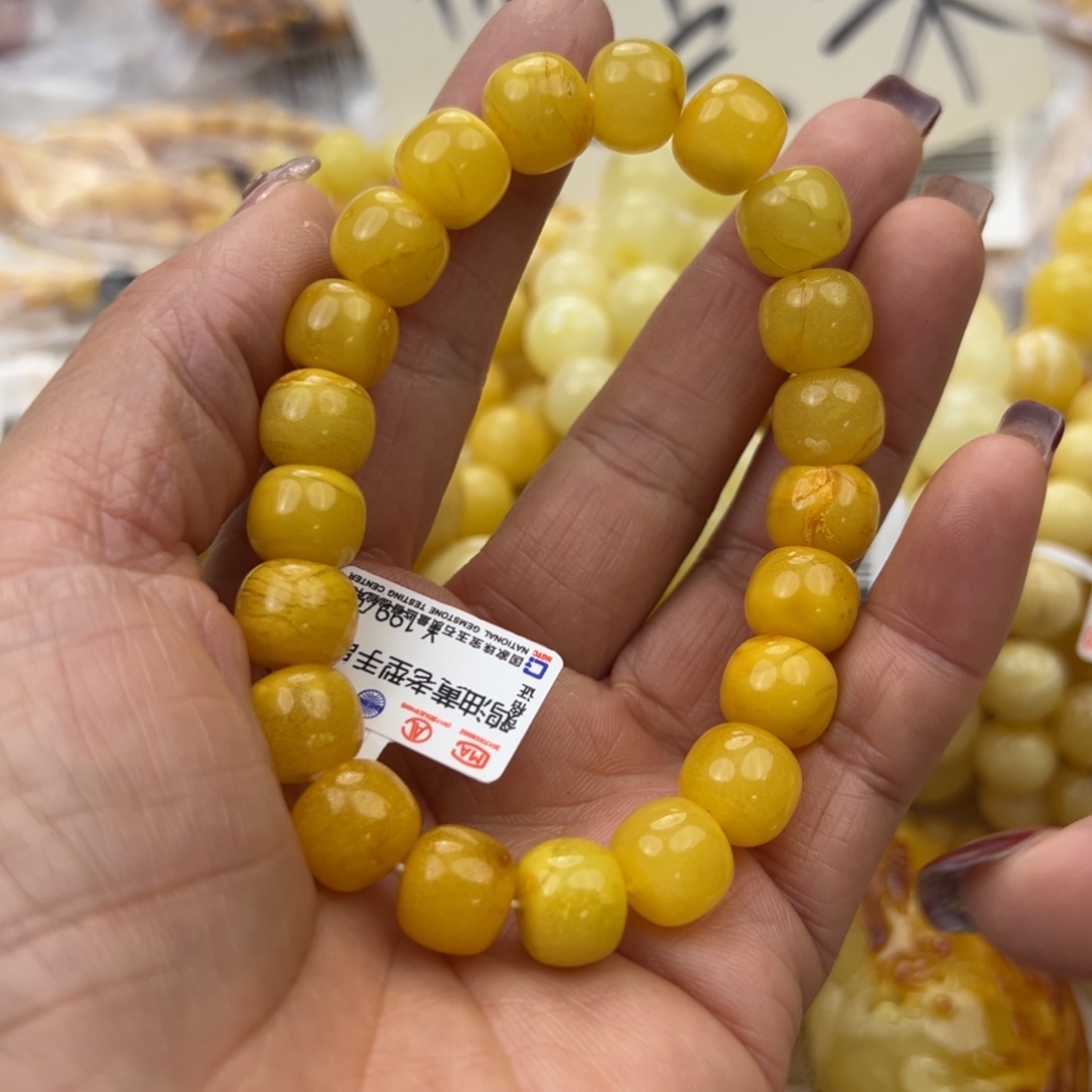 琥珀珠宝奇石未镶嵌