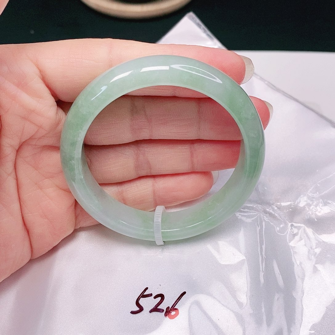 【闪购商品】翡翠手镯未镶嵌正圈