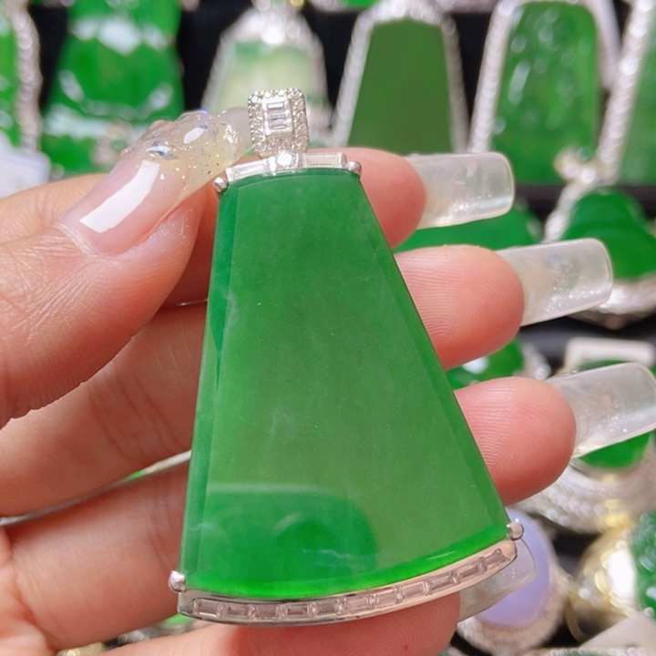 翡翠颈饰银S925镶嵌