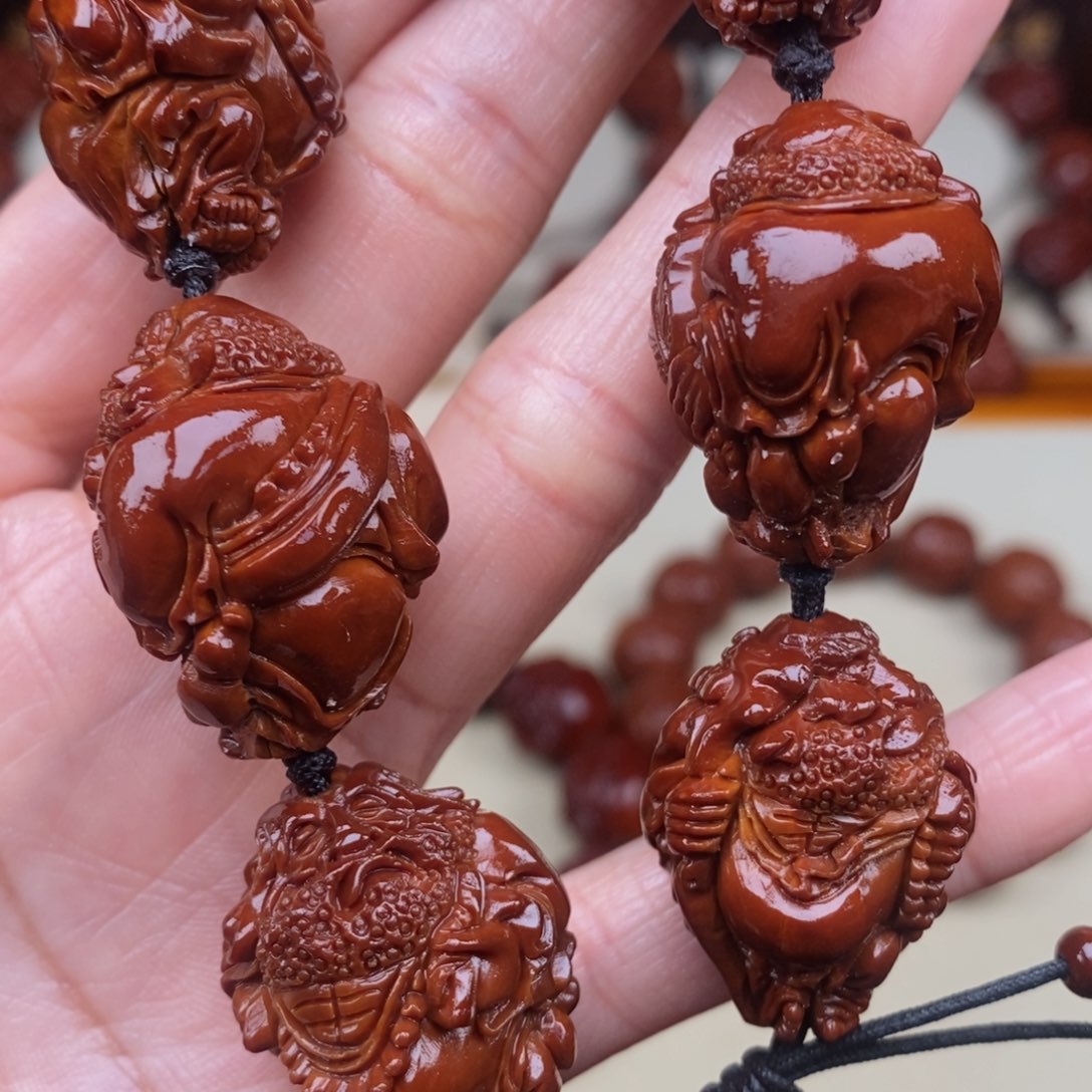 橄榄核吊坠京**云达摩，