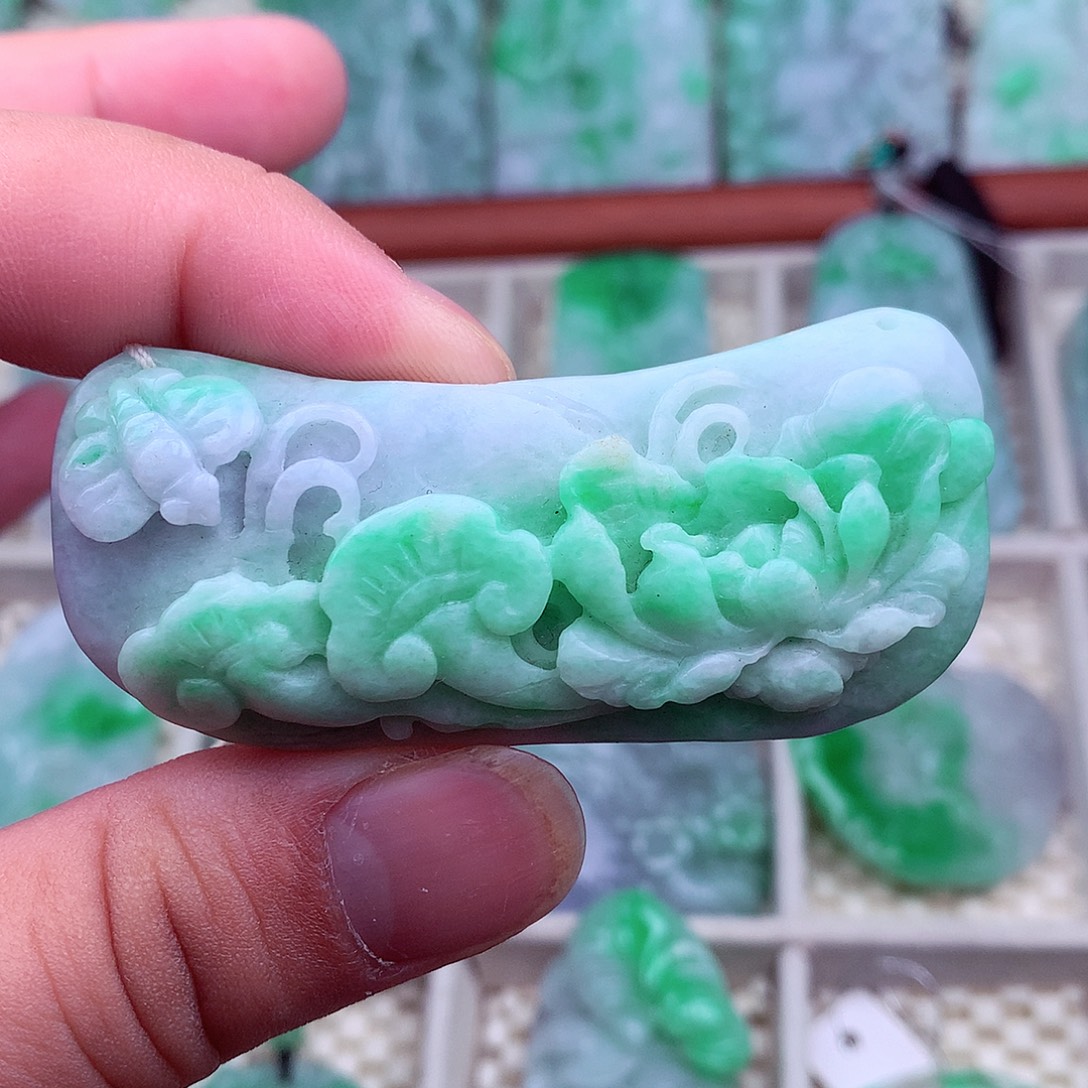 翡翠未镶嵌吊坠(不含链)