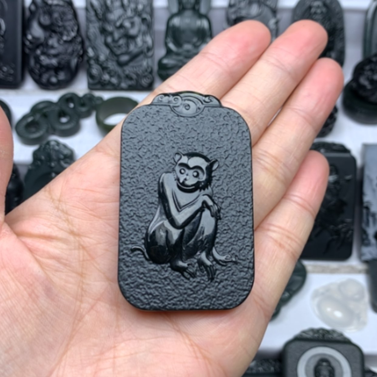 【闪购商品】和田玉颈饰未镶嵌用****6双面雕刻