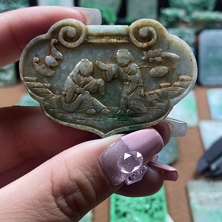 翡翠颈饰未镶嵌00000000000