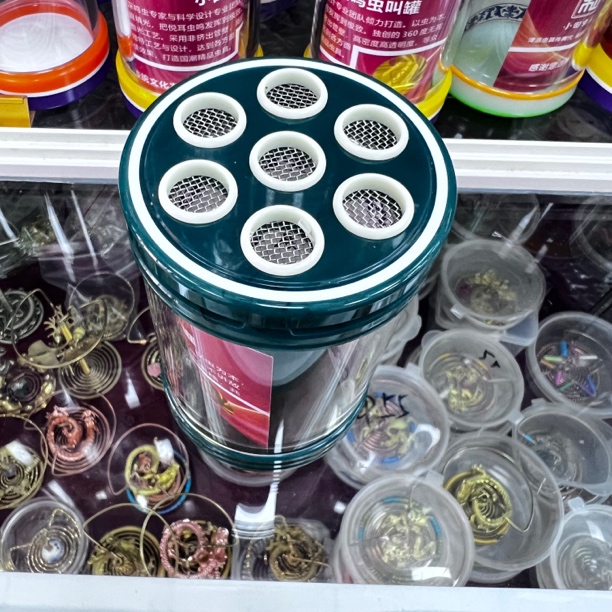 小田蝈蝈叫罐60口径蝈蝈七孔蝈蝈叫罐单窗竹丝蝈蝈罐水墨绿罐