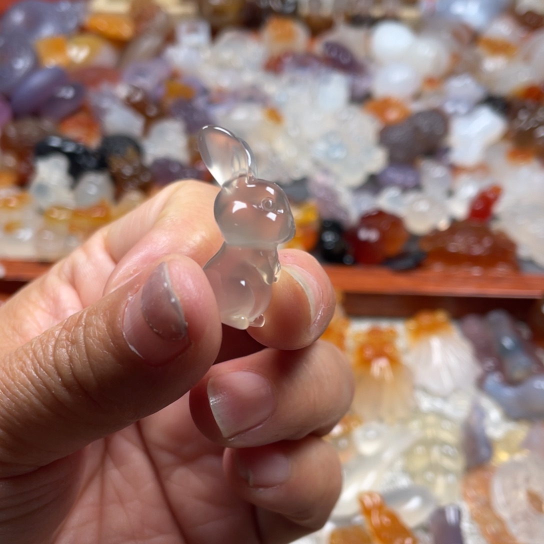 小***～玛瑙/玉髓未镶嵌颈饰