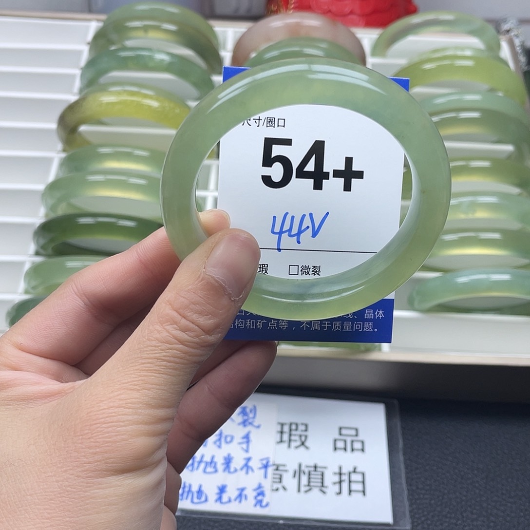 蛇纹石玉手链未镶嵌