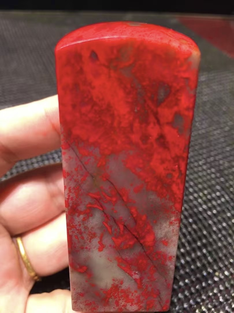 回流牛角地大红袍冒化昌化鸡血石鸡血