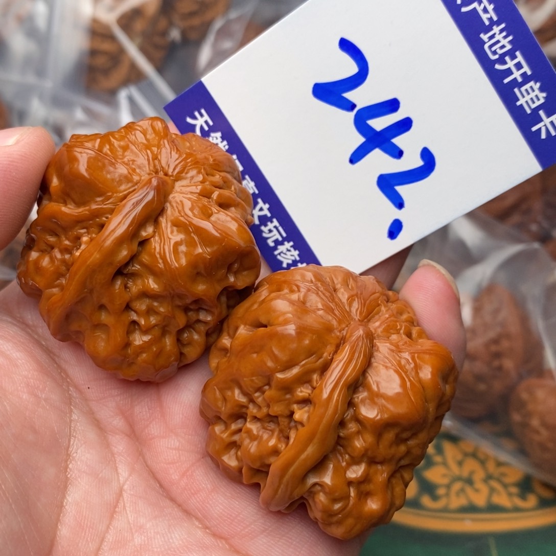把件文玩核桃一根筋
