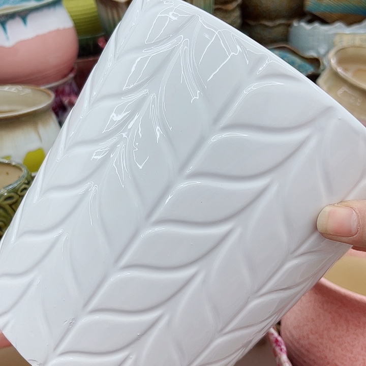 多肉绿植陶瓷花盆9.9包邮，有孔