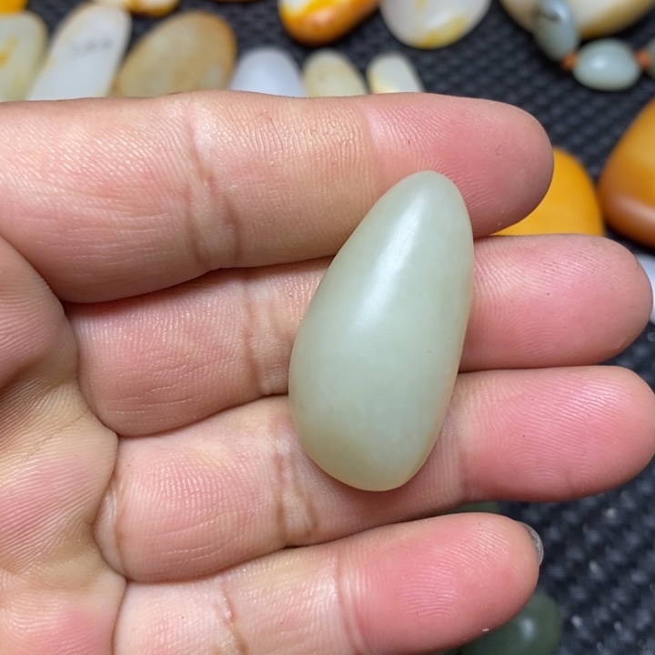 和田玉珠宝奇石未镶嵌