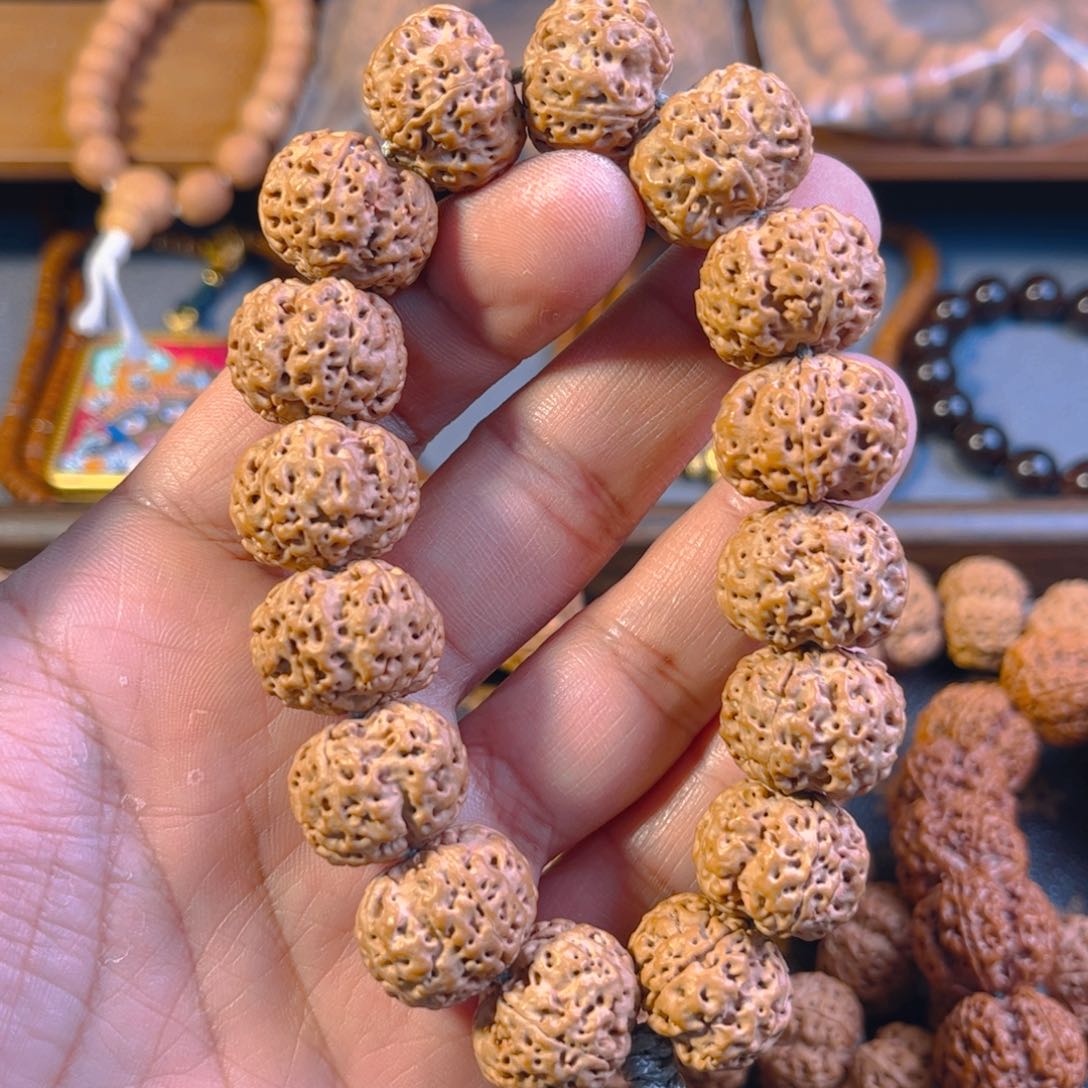 金刚菩提吊坠浩*梅花蜂王