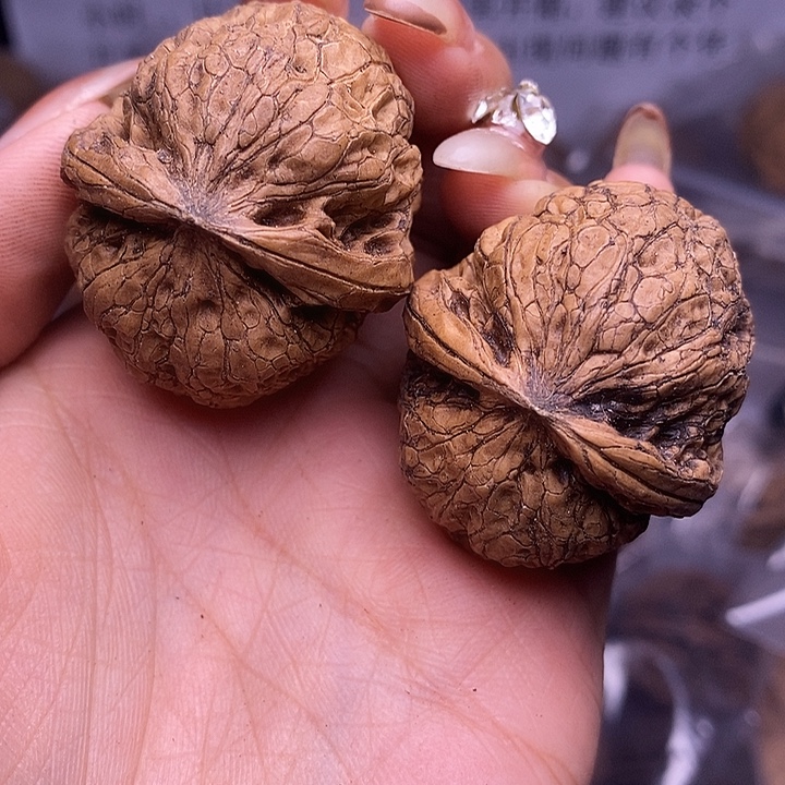 核桃云南野生铁核桃79号40mm