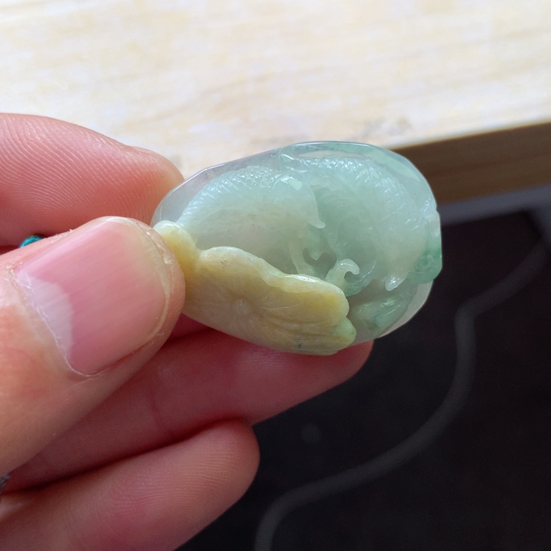 翡翠颈饰未镶嵌吊坠