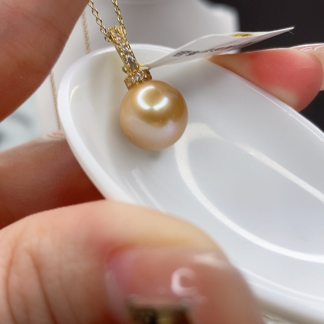 淡水珍珠吊坠(赠链)未镶嵌