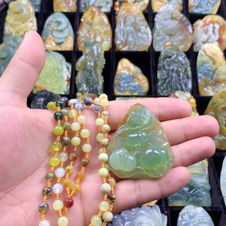 岫玉挂坠未镶嵌妙****》挂坠