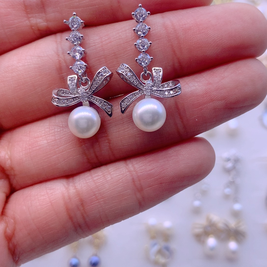 合金耳饰淡水珍珠