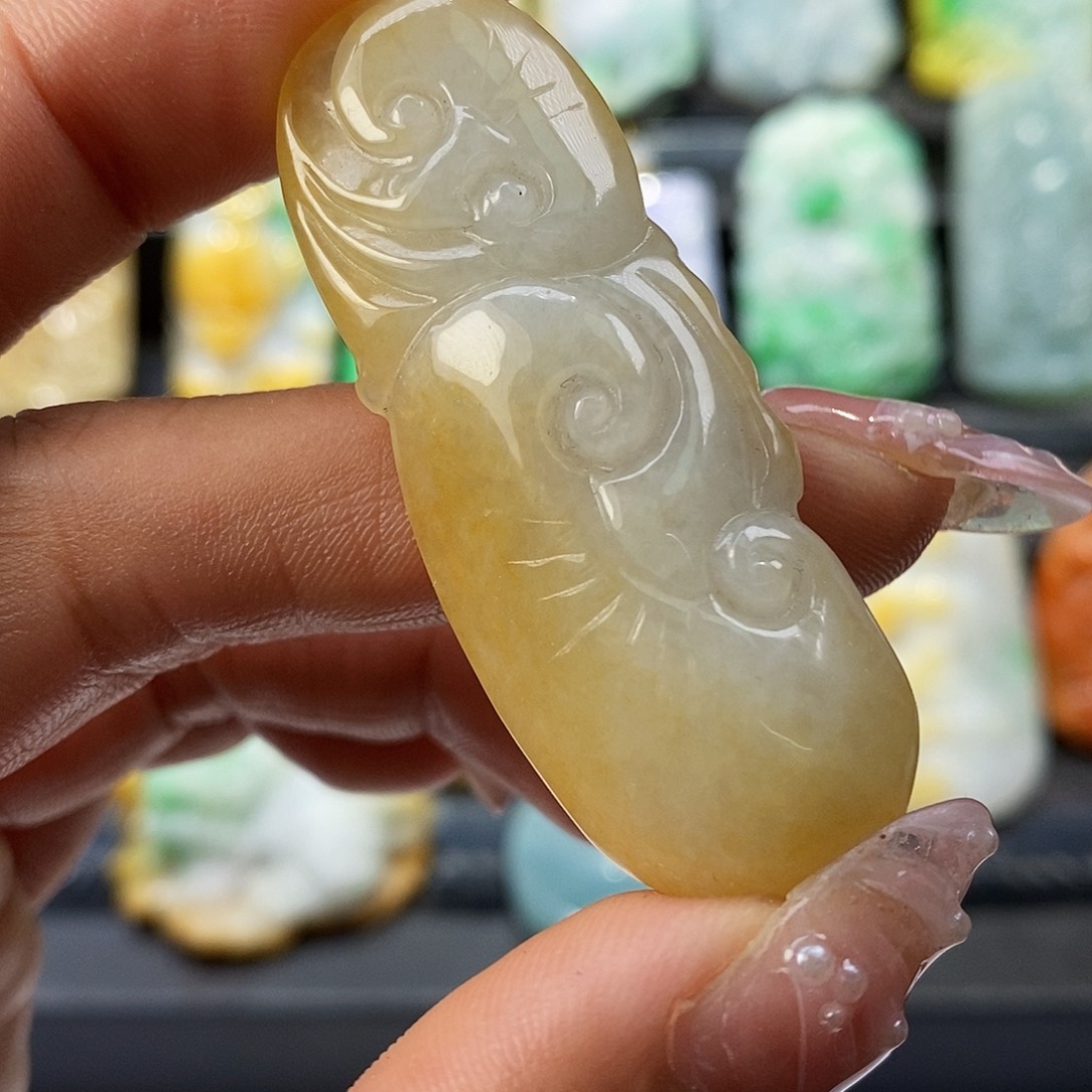 翡翠颈饰未镶嵌翡翠一物一证