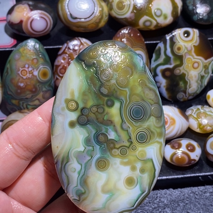 玛瑙/玉髓未镶嵌珠宝奇石21