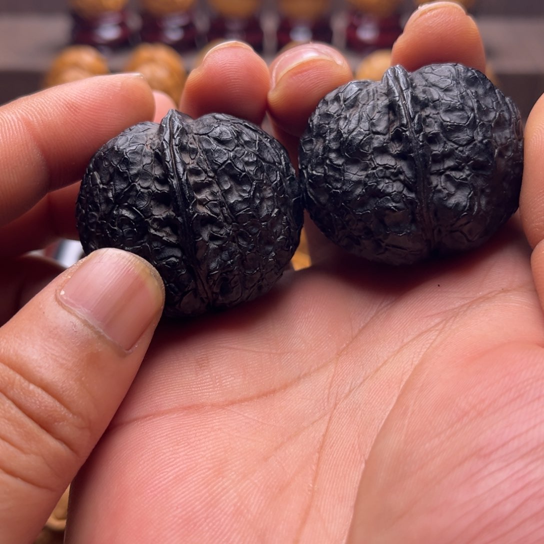 文玩核桃把件龟甲地闷