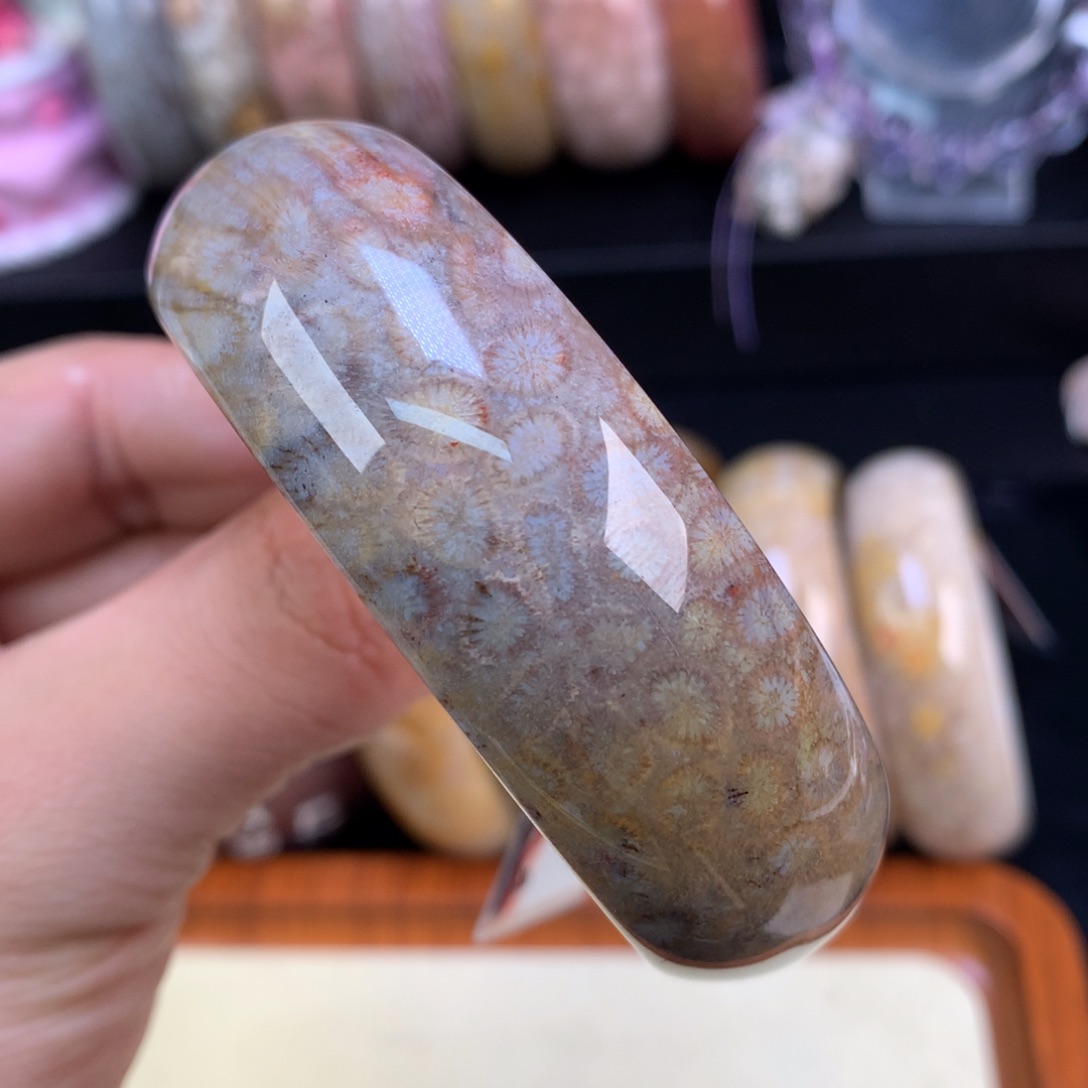 硅化珊瑚（珊瑚玉）未镶嵌颈饰95号57.8圈紫底调