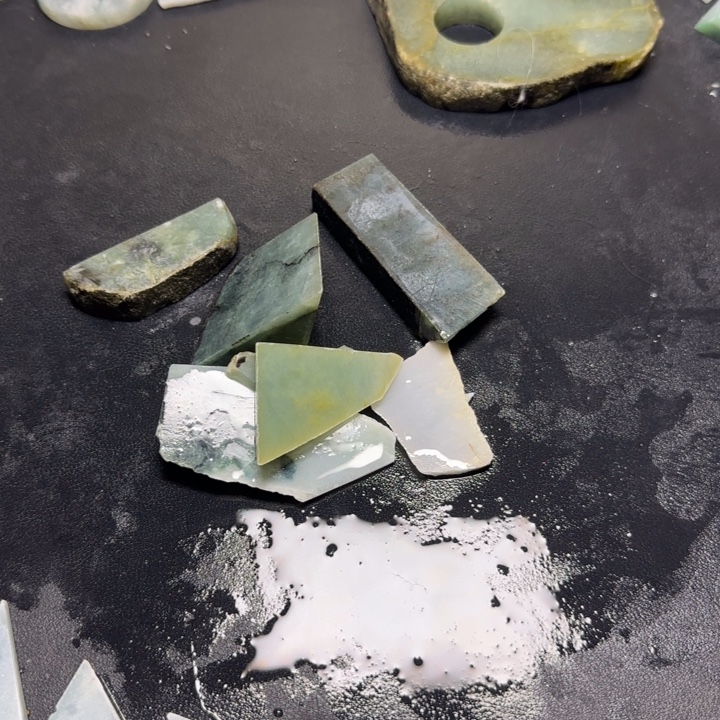 翡翠未镶嵌颈饰纯天然缅甸翡翠