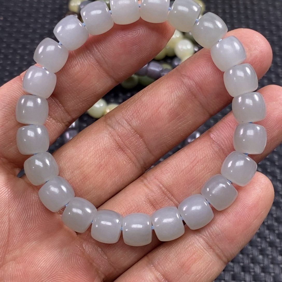 和田玉手链未镶嵌