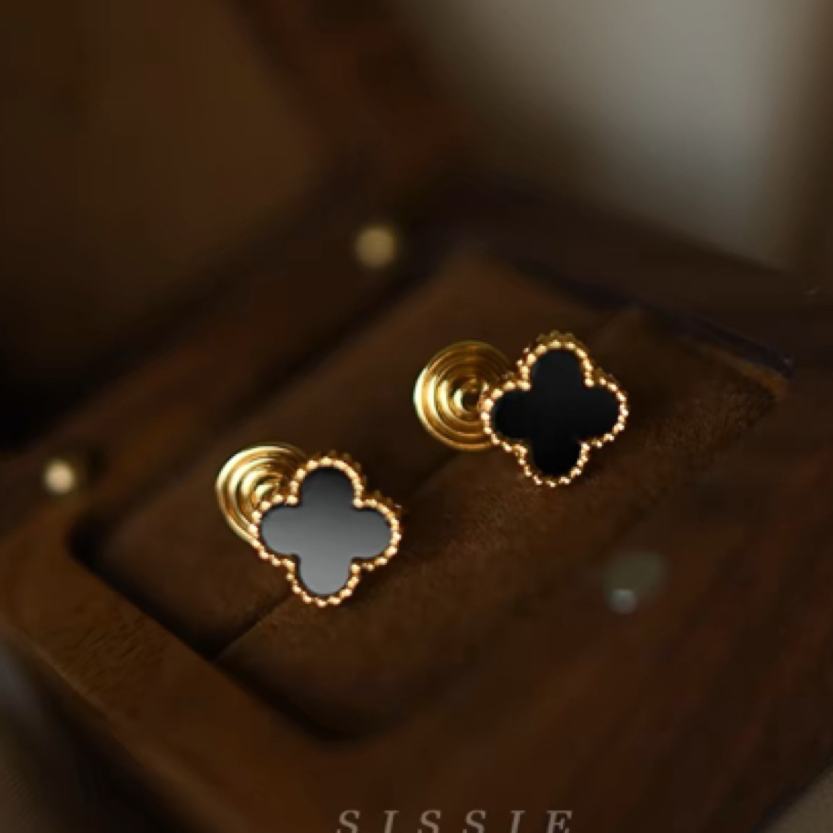 铜合金耳饰 镀金安可拉红显白喜庆本命年氛围感耳夹