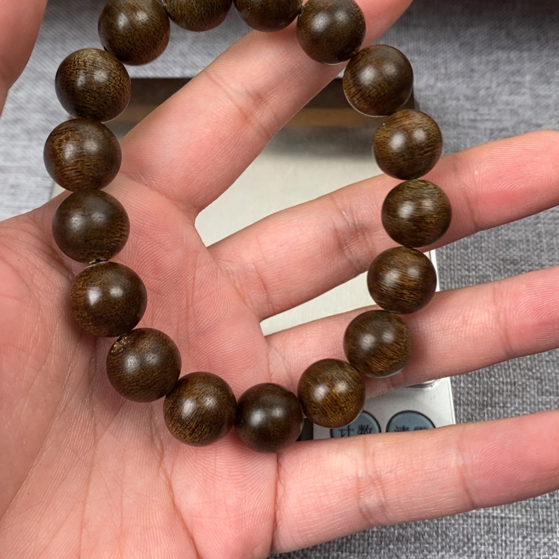 沉香手串越南芽庄红土沉香手串1.2