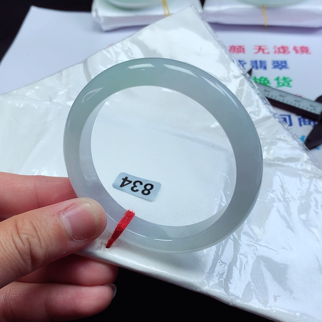 翡翠未镶嵌手镯S****?55正圈