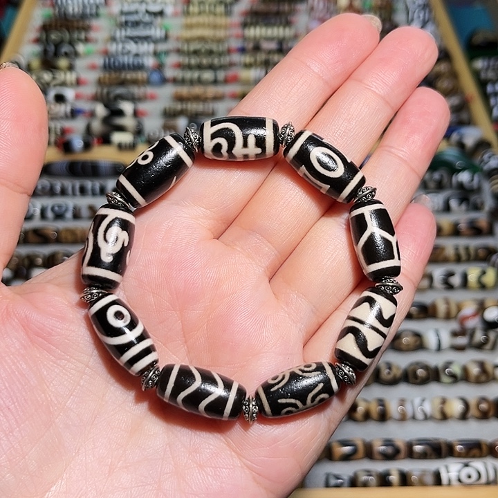 玛瑙/玉髓（覆膜）合金颈饰