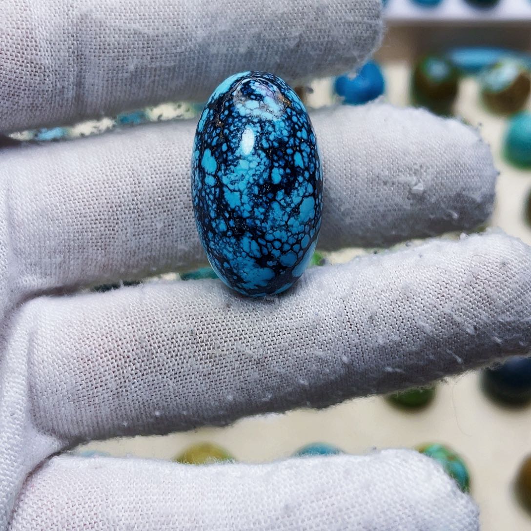 绿松石未镶嵌饰品