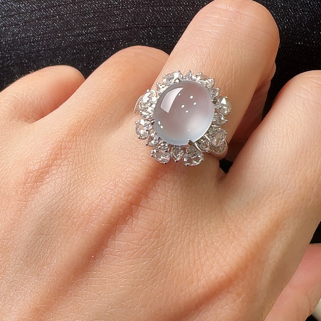 翡翠18K金镶嵌戒指戒指