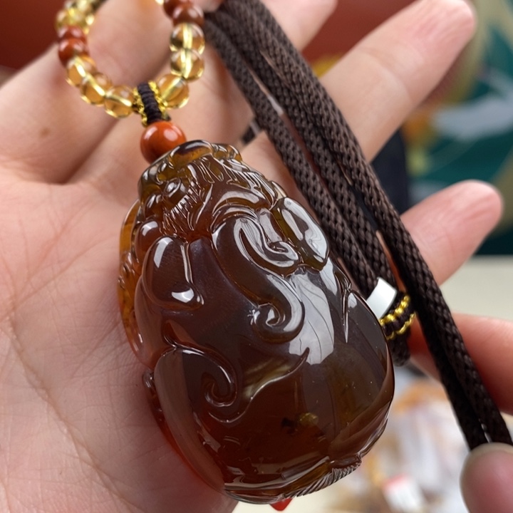 琥珀珠宝奇石未镶嵌