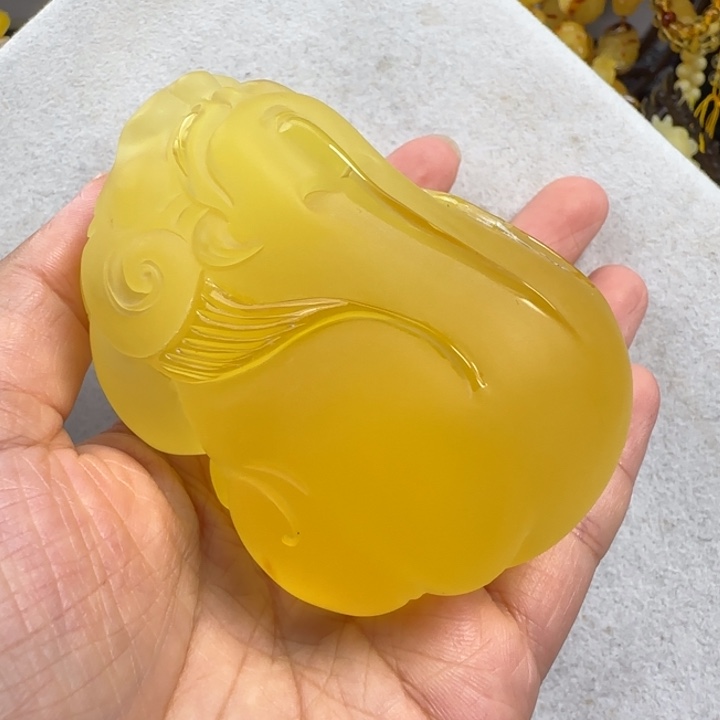 未镶嵌蜜蜡珠宝奇石