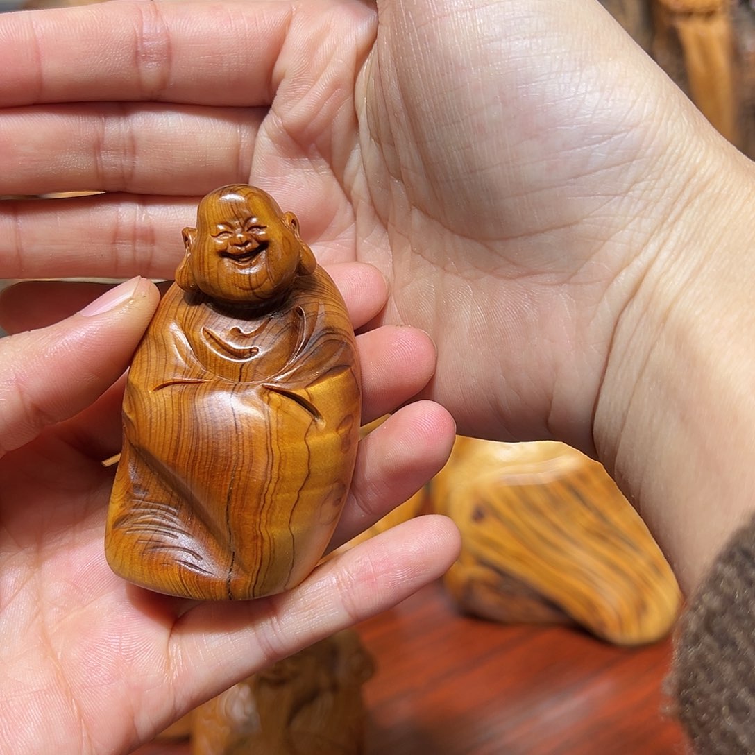 柏木（崖柏）大***鹰崖柏木手把件摆件