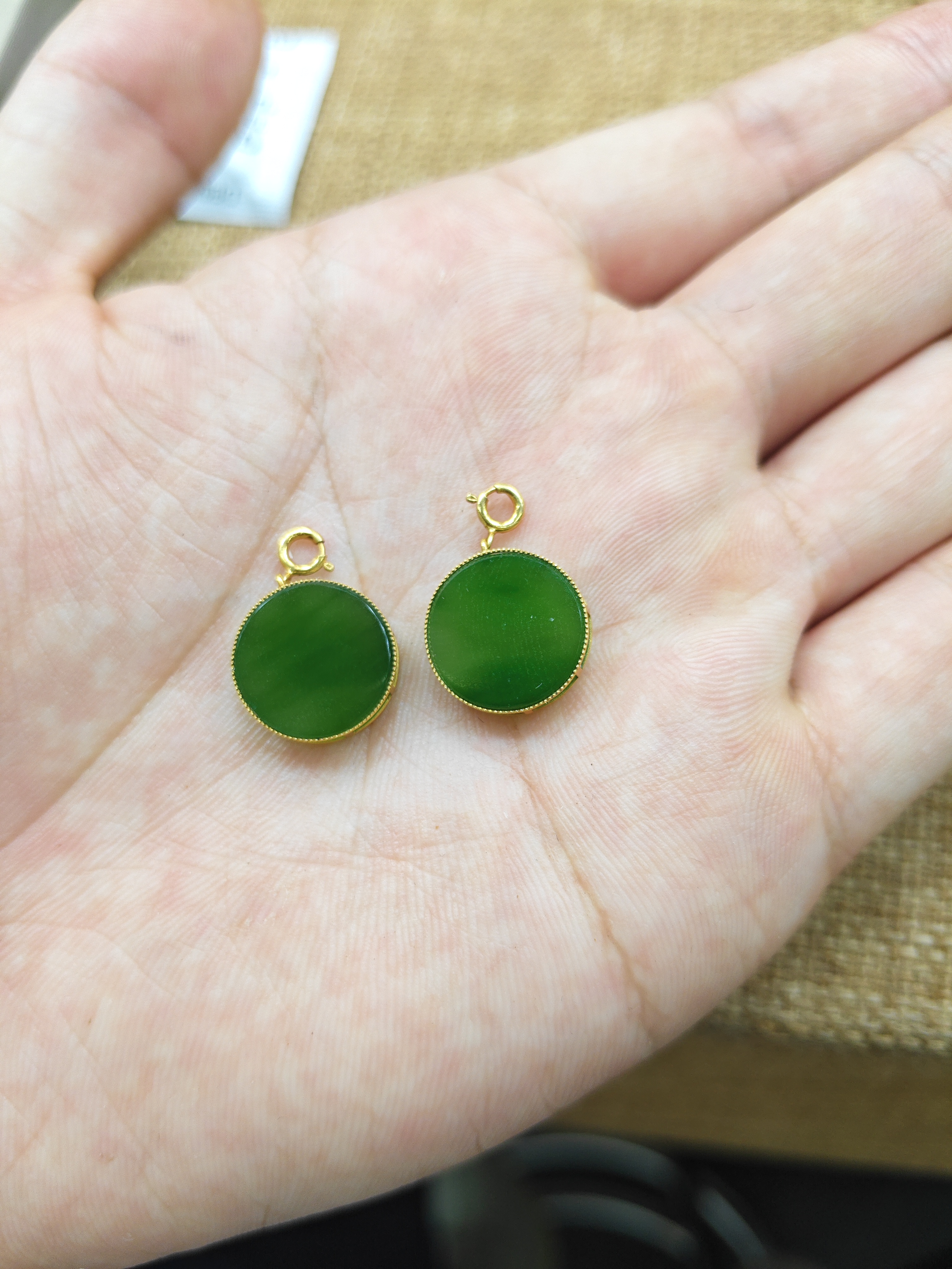 和田玉碧玉卡12圆牌18k金颜色多样性发货拍一发一