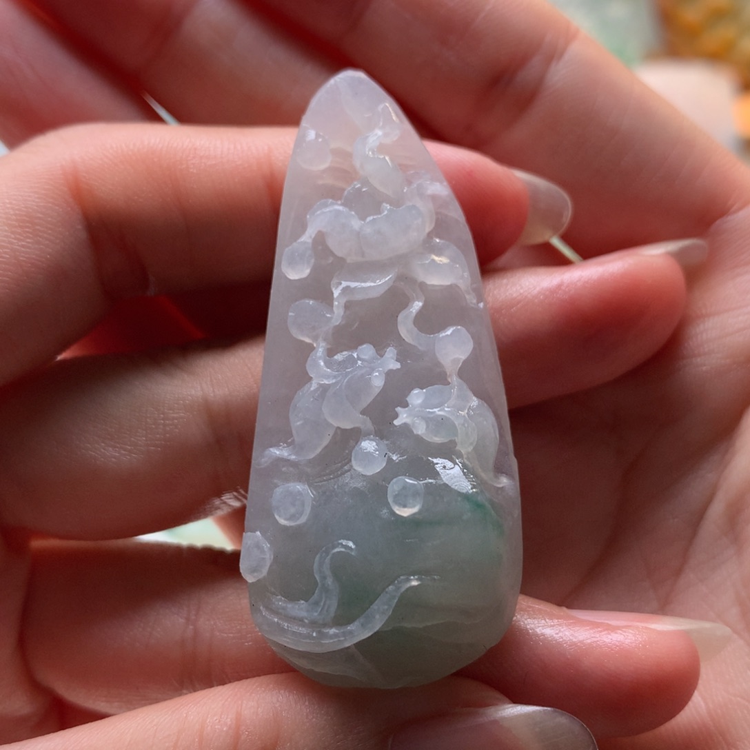 定制翡翠未镶嵌荷花鱼