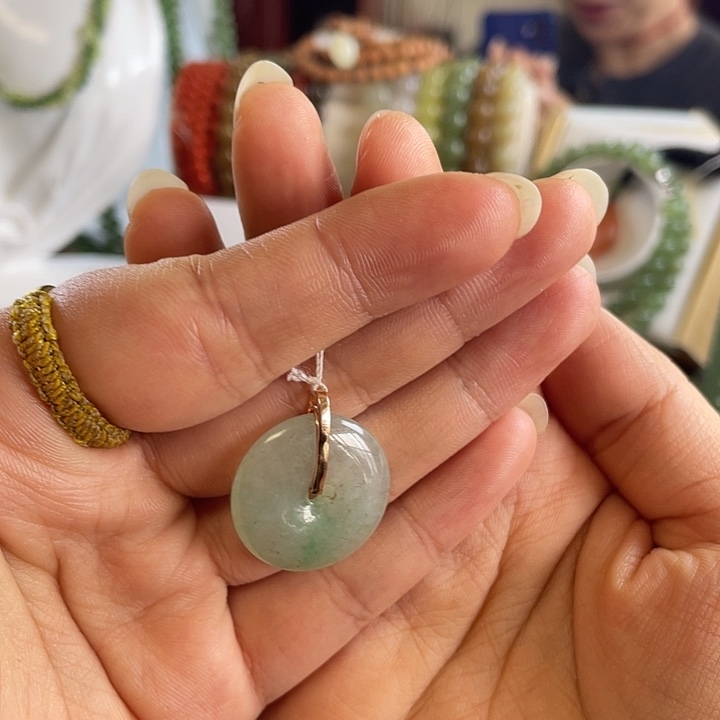 和田玉（糖玉）未镶嵌颈饰