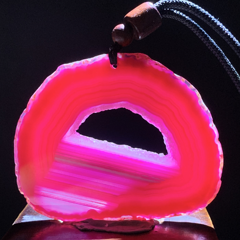 巴西玛瑙原石切片吊坠玫粉色天然洞毛衣链511尺寸50/60/6mm