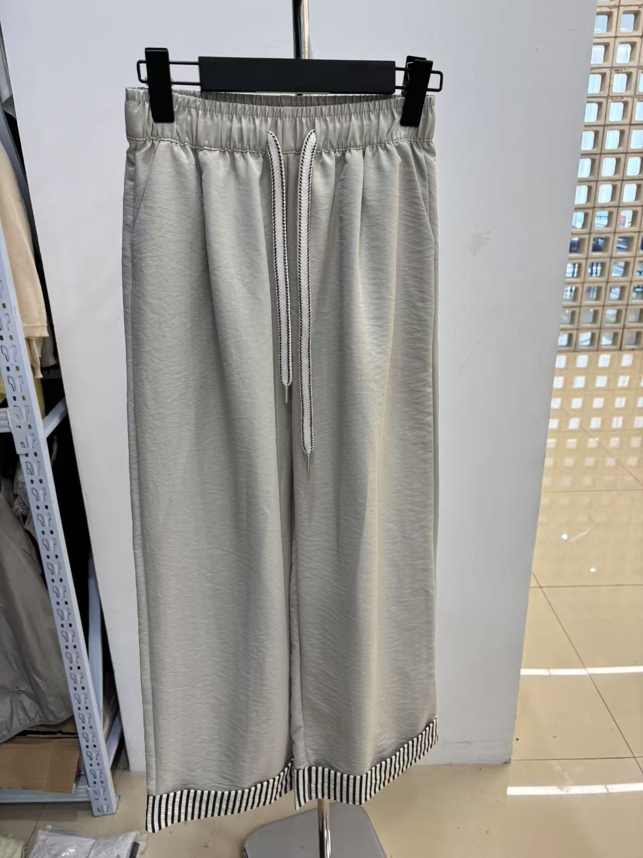 【鹿鹿专属】商场撤柜潮流裤子8923