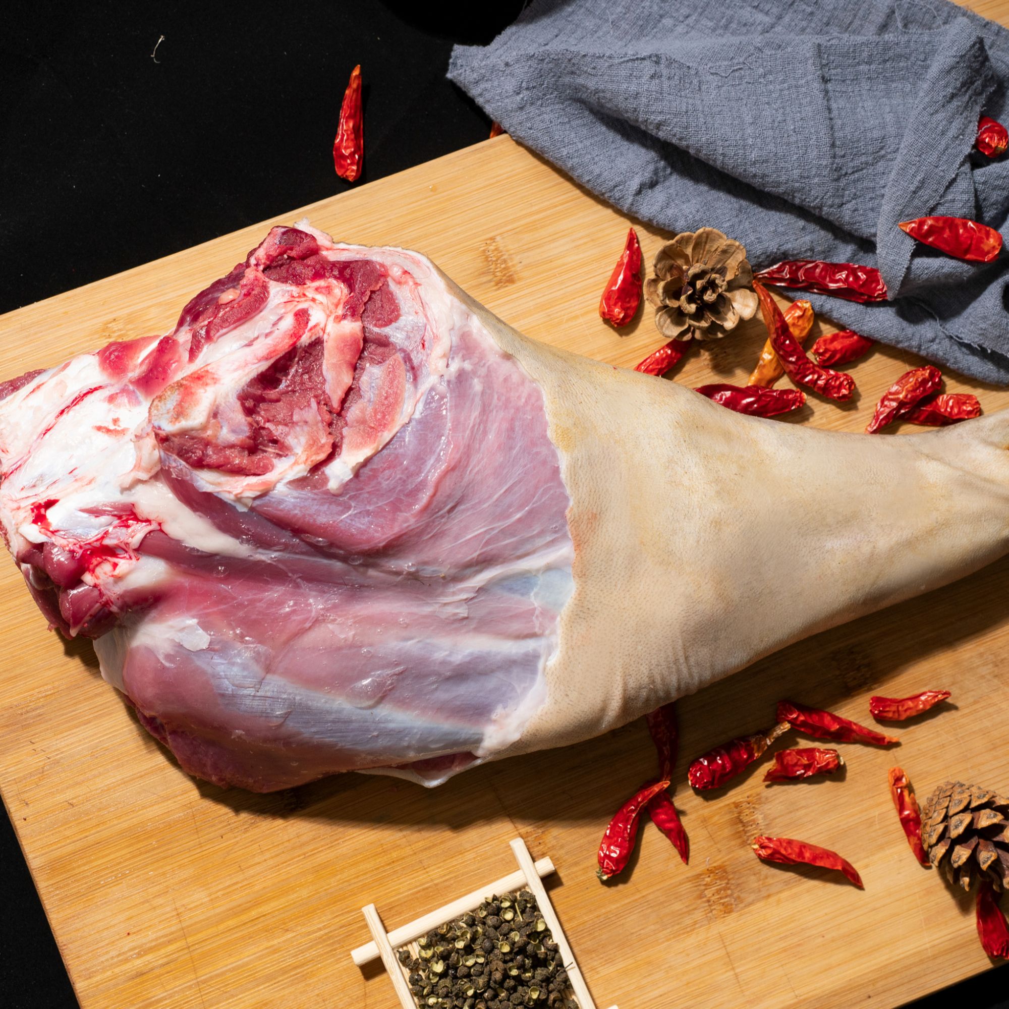 【不带蹄】羊后腿:黑山羊羊腿手把肉烧烤/清炖/爆炒羊肉