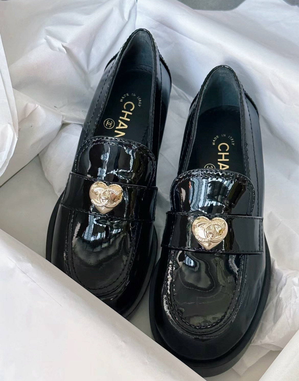 99新 Chanel/香奈儿 葡萄籽奢潮/爱心图案乐福鞋/36.5码