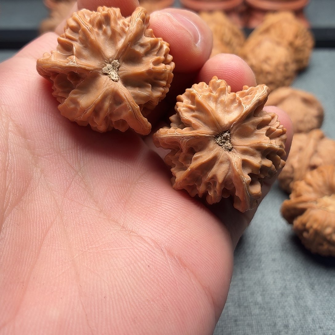 A***l吊坠文玩核桃盘山36尺寸055