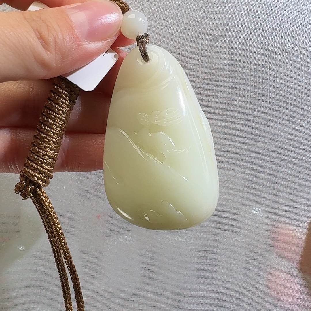 和田玉颈饰未镶嵌米达44g