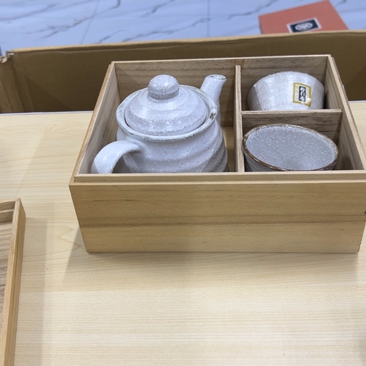 手工艺品琉璃瓷器瓷器