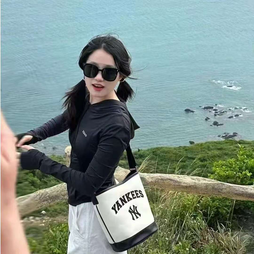 【顺丰包邮】NY韩国新款水桶包单肩腋下包