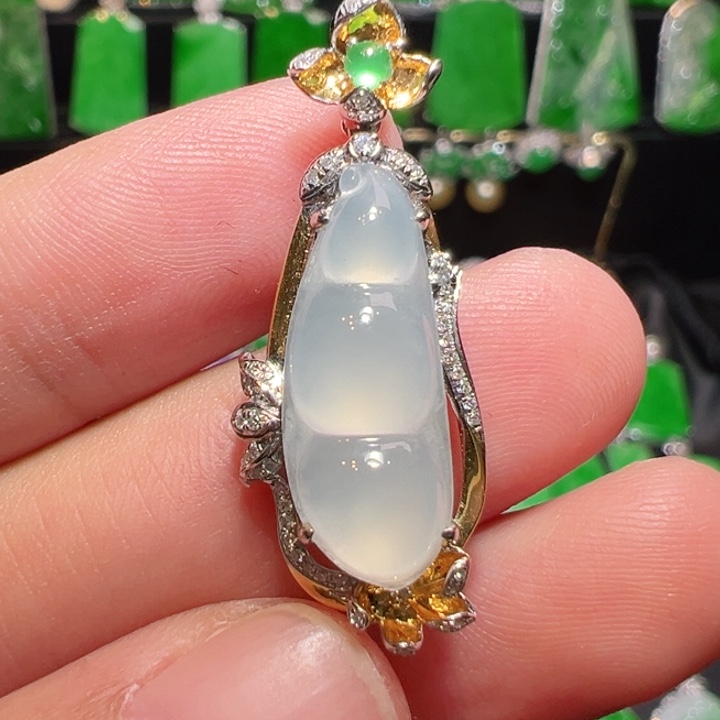 吊坠(赠链)18K金镶嵌翡翠