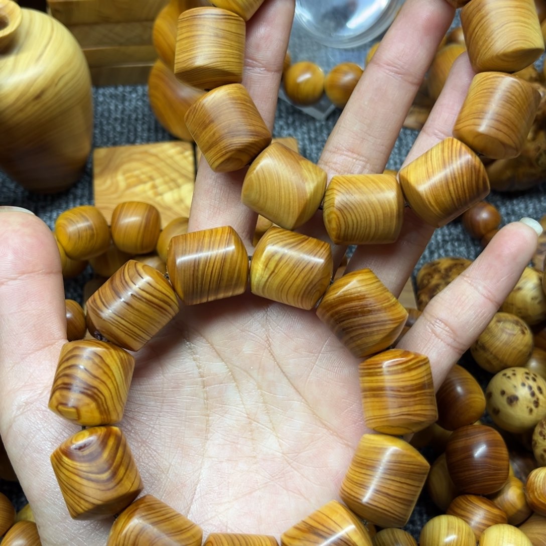 柏木（崖柏）云**影太行崖柏