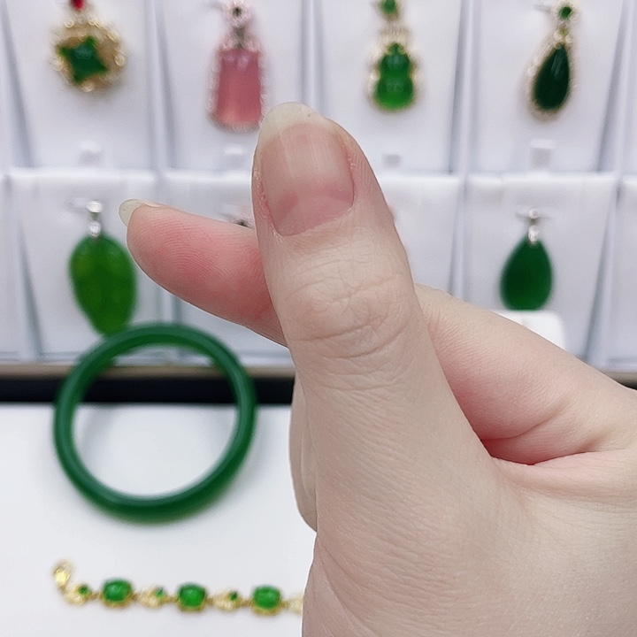 玛瑙/玉髓颈饰合金首饰