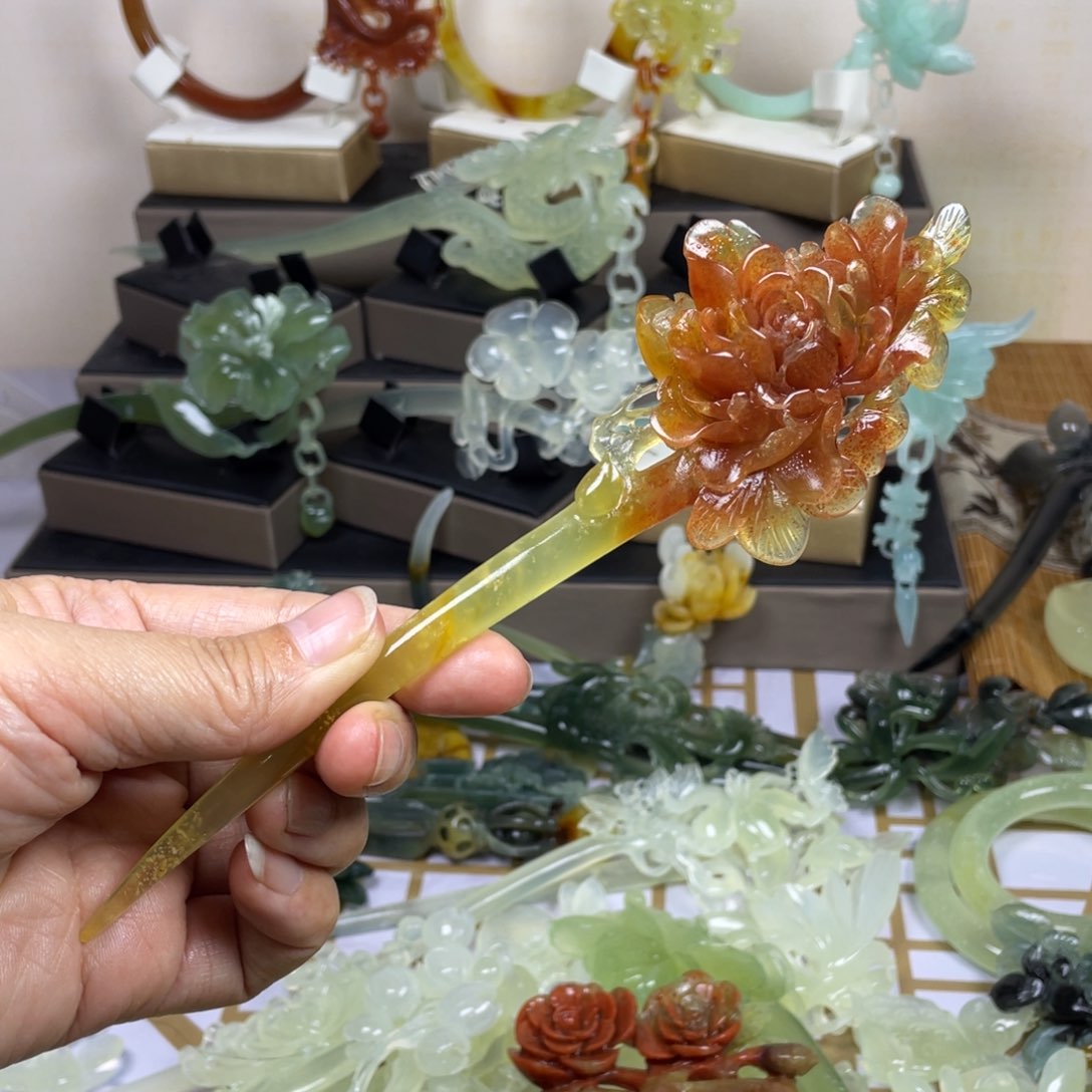 未镶嵌蛇纹石玉发饰水*